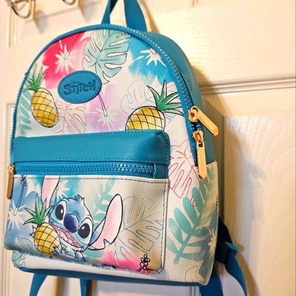 Disney Lilo And Stitch Mini Backpack Travel Super Cute LightWeight Adorable - Picture 4 of 4